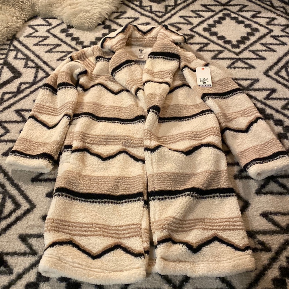 Cozy mid length fleece NWT billabong boho Montreal longline jacket